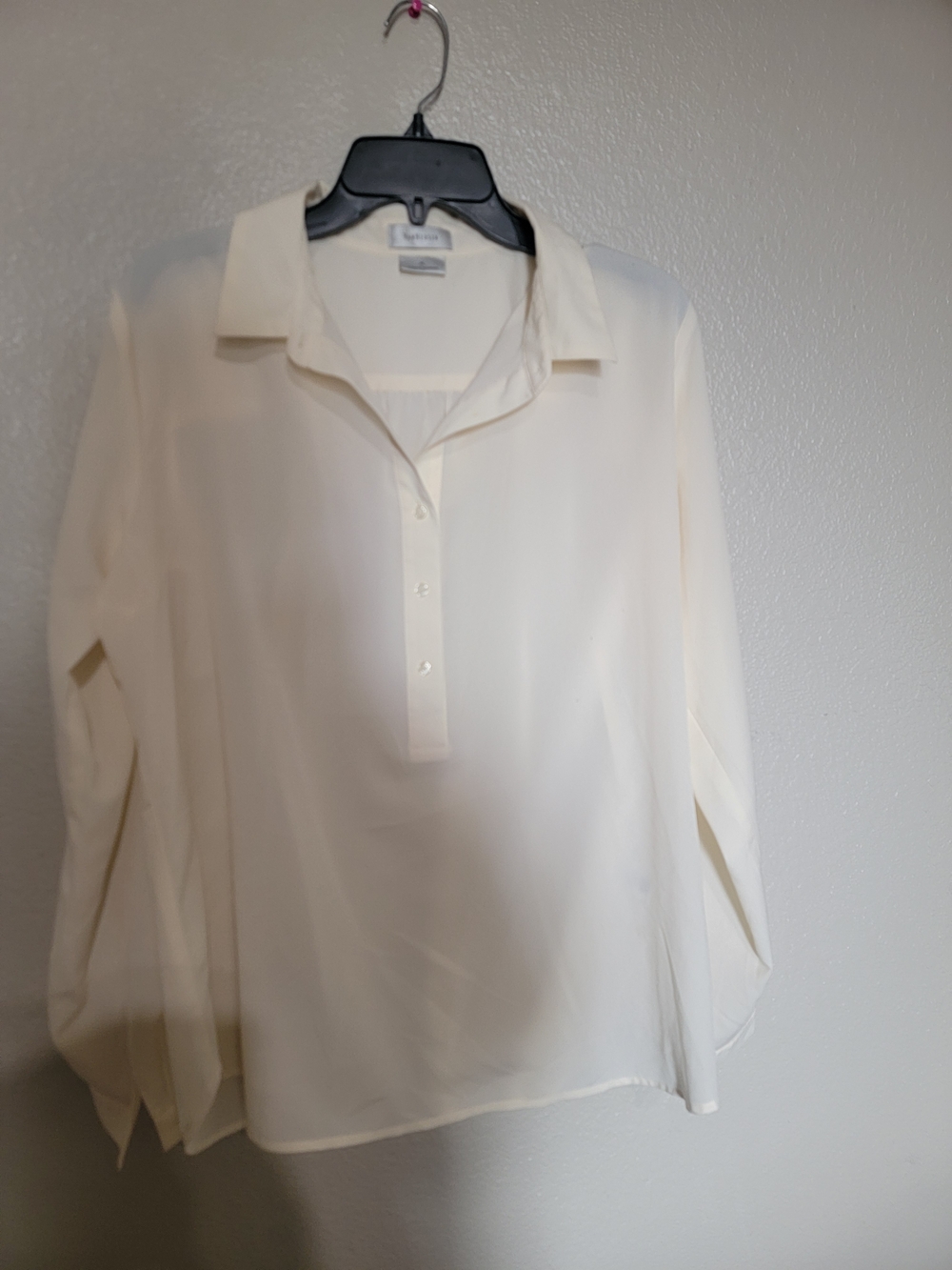 Van Heusen Ivory Button-Front Blouse